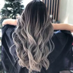 Mechas Balayage cenizo