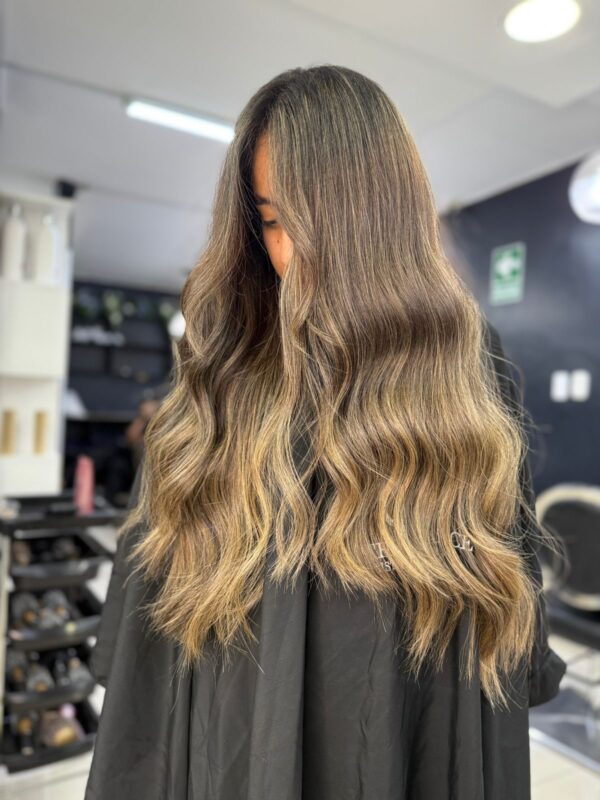 balayage miel frontal